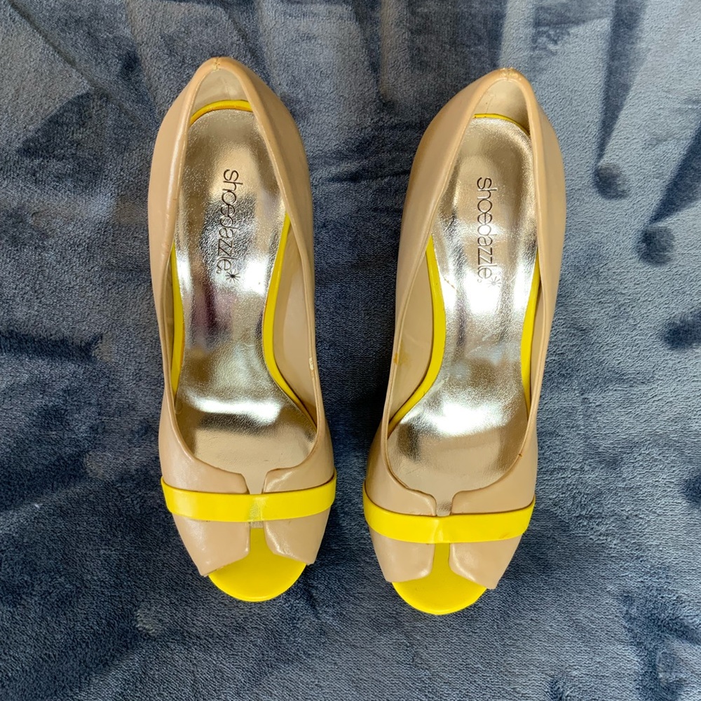 Shoedazzle* - Picture 10 of 12